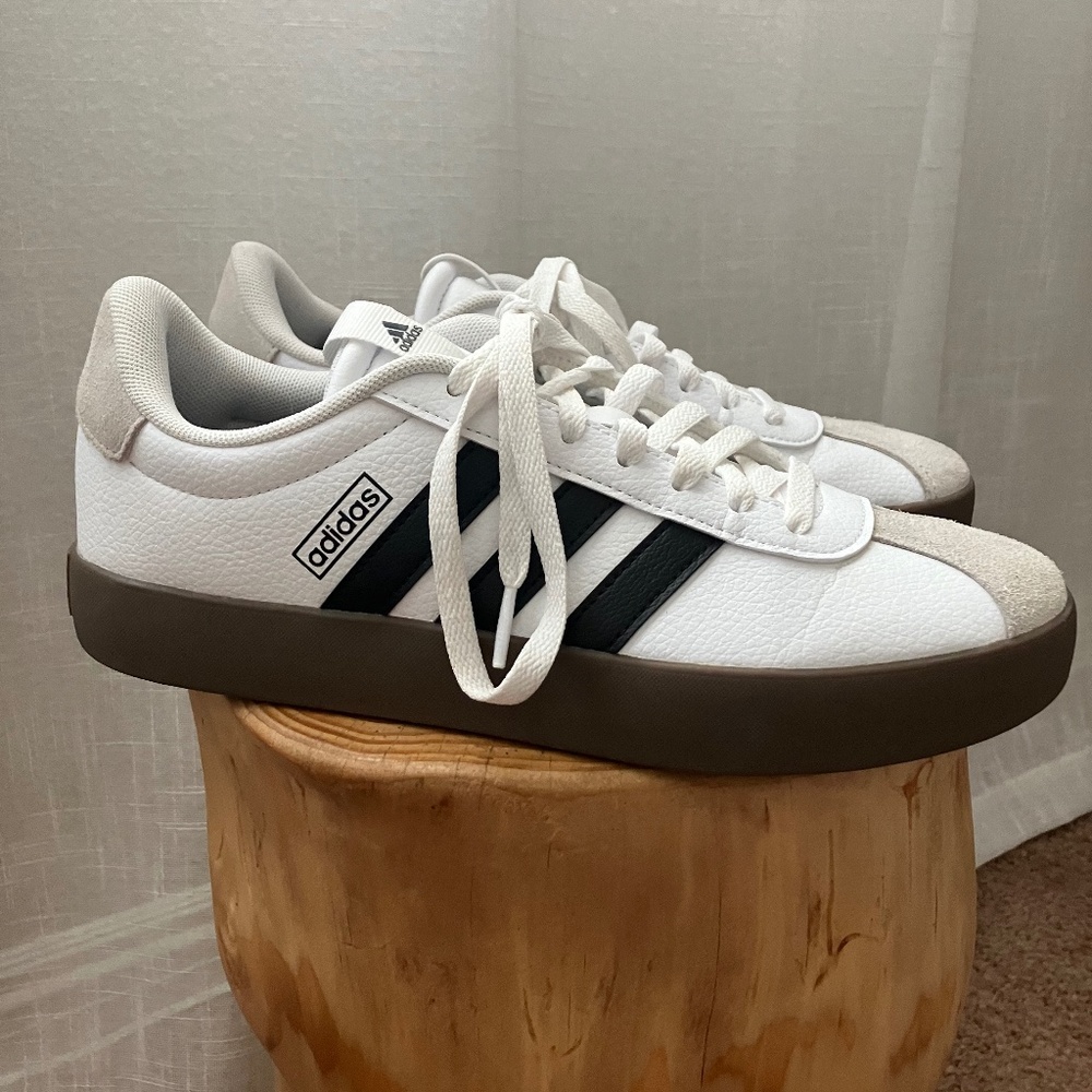 Adidas VL court